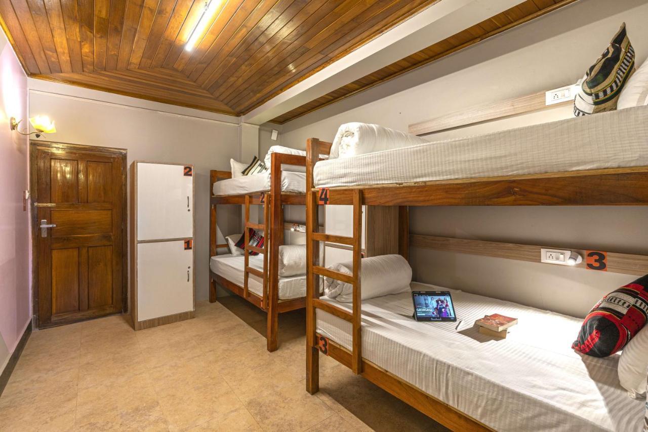 Zostel Shillong Hostel Εξωτερικό φωτογραφία