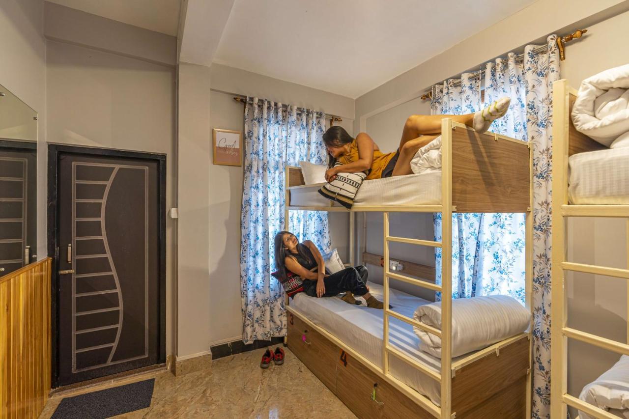 Zostel Shillong Hostel Εξωτερικό φωτογραφία