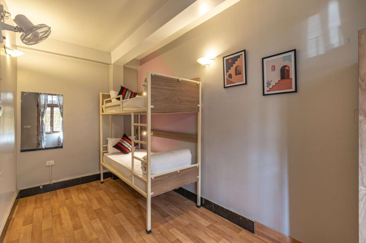 Zostel Shillong Hostel Εξωτερικό φωτογραφία
