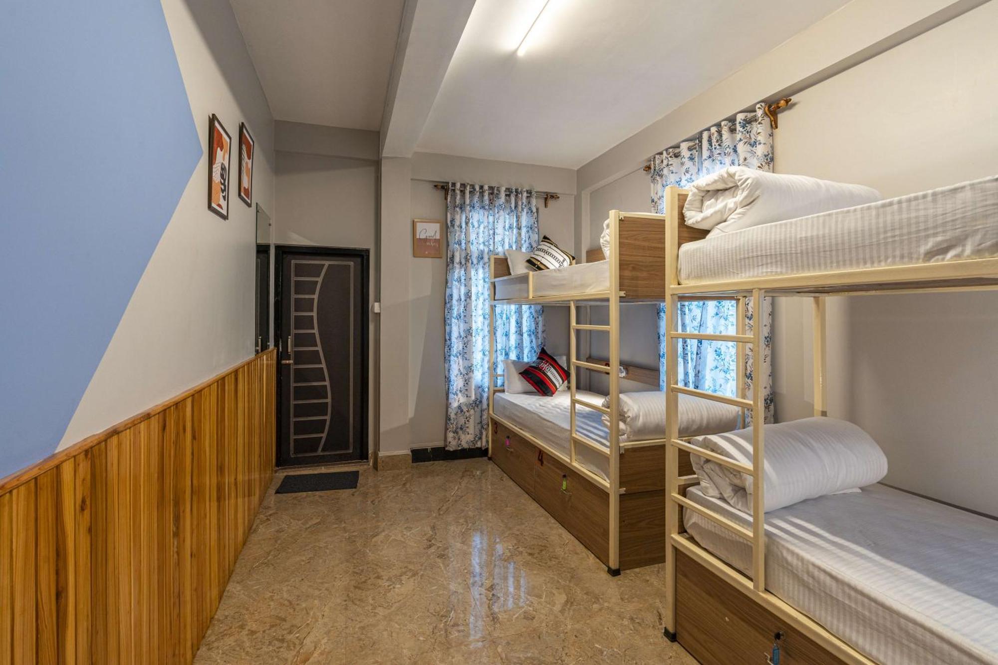 Zostel Shillong Hostel Εξωτερικό φωτογραφία