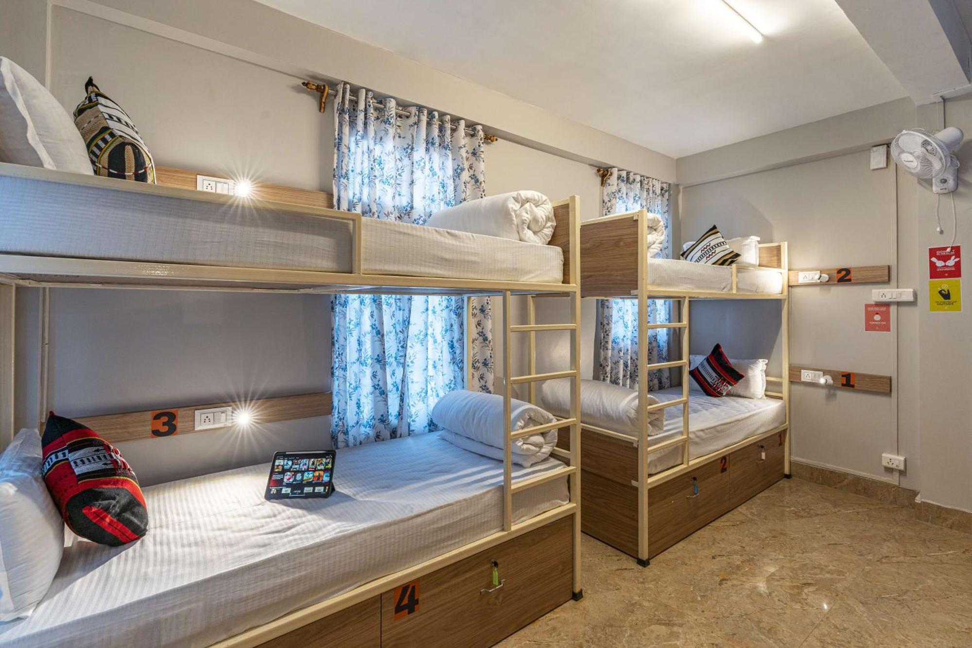Zostel Shillong Hostel Εξωτερικό φωτογραφία
